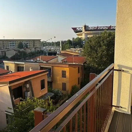 San Siro View Apartment *